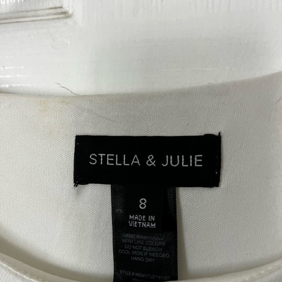 Stella & Julie White Texture Dress - Picture 2 of 4